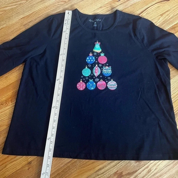 Gloria Vanderbilt Tops - Black Holiday top